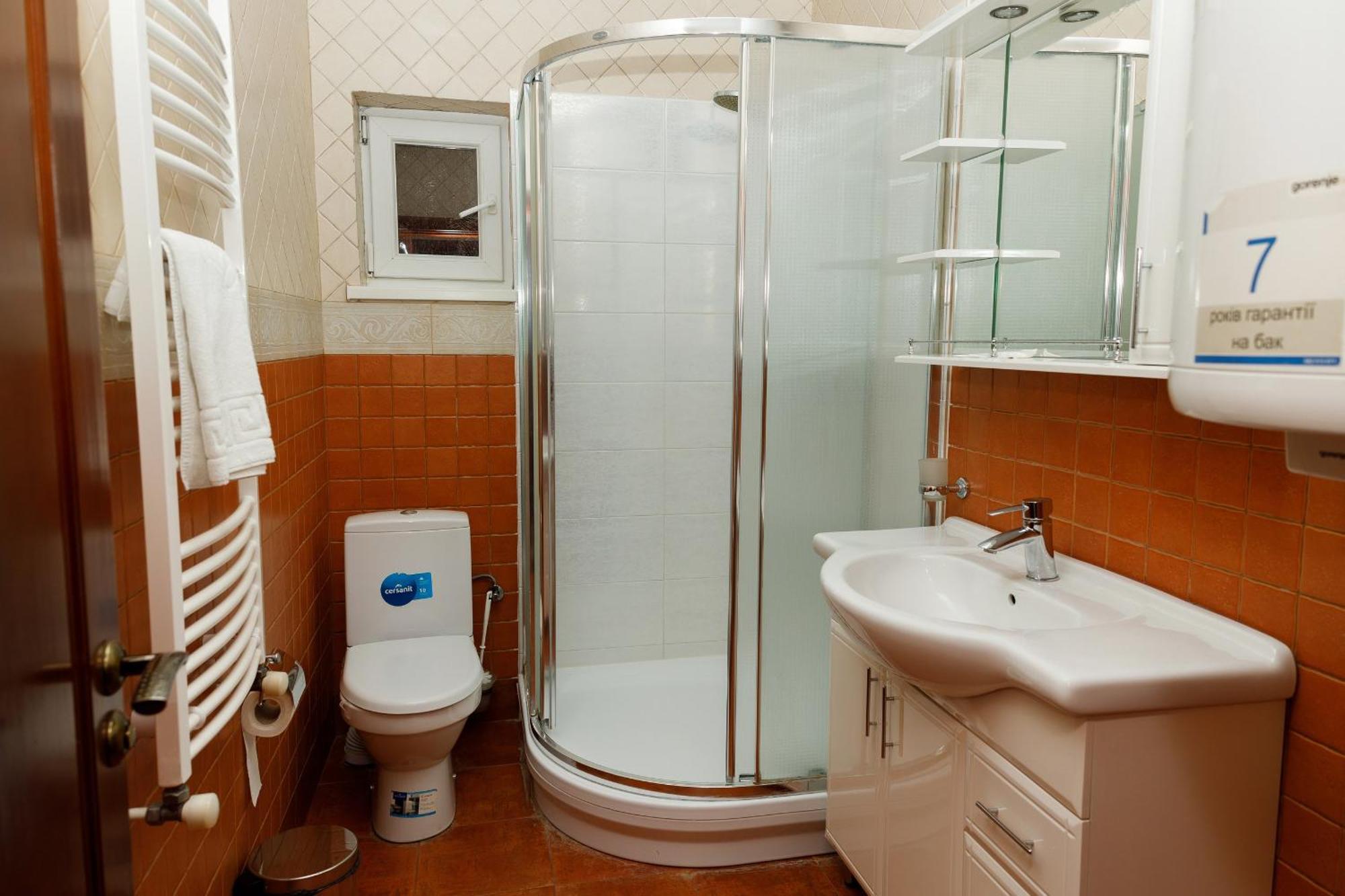Gostyniy Dvir Synevir Hotell Synevyr Exteriör bild